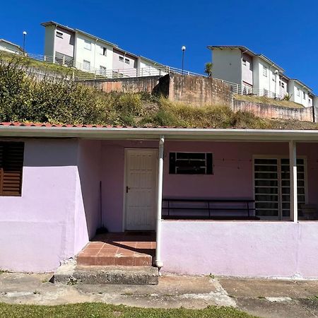 Lar Doce Lar Da Neuza Villa Campos do Jordao Bagian luar foto
